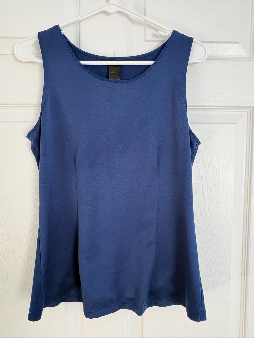 Ann Taylor Blue Scoop Neck Sleeveless Tank